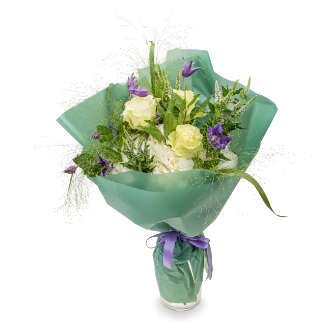 kytice růží a hortenzií